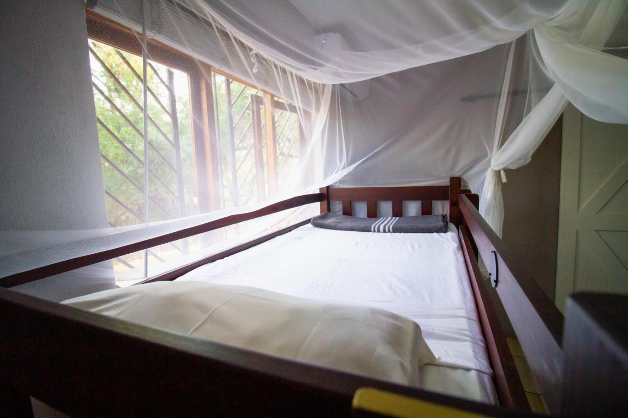 Kruger Park Hostel Marloth Park Exterior foto