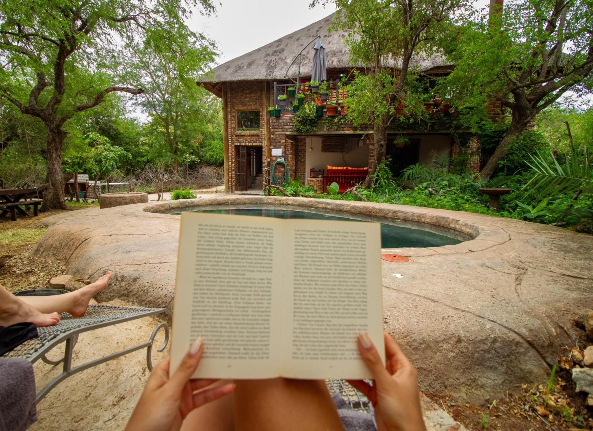 Kruger Park Hostel Marloth Park Exterior foto