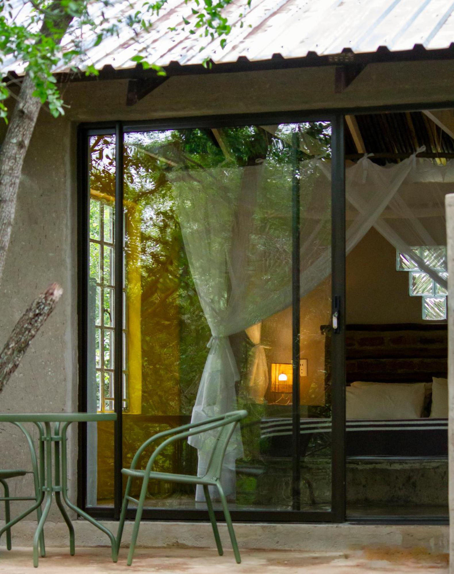 Kruger Park Hostel Marloth Park Exterior foto